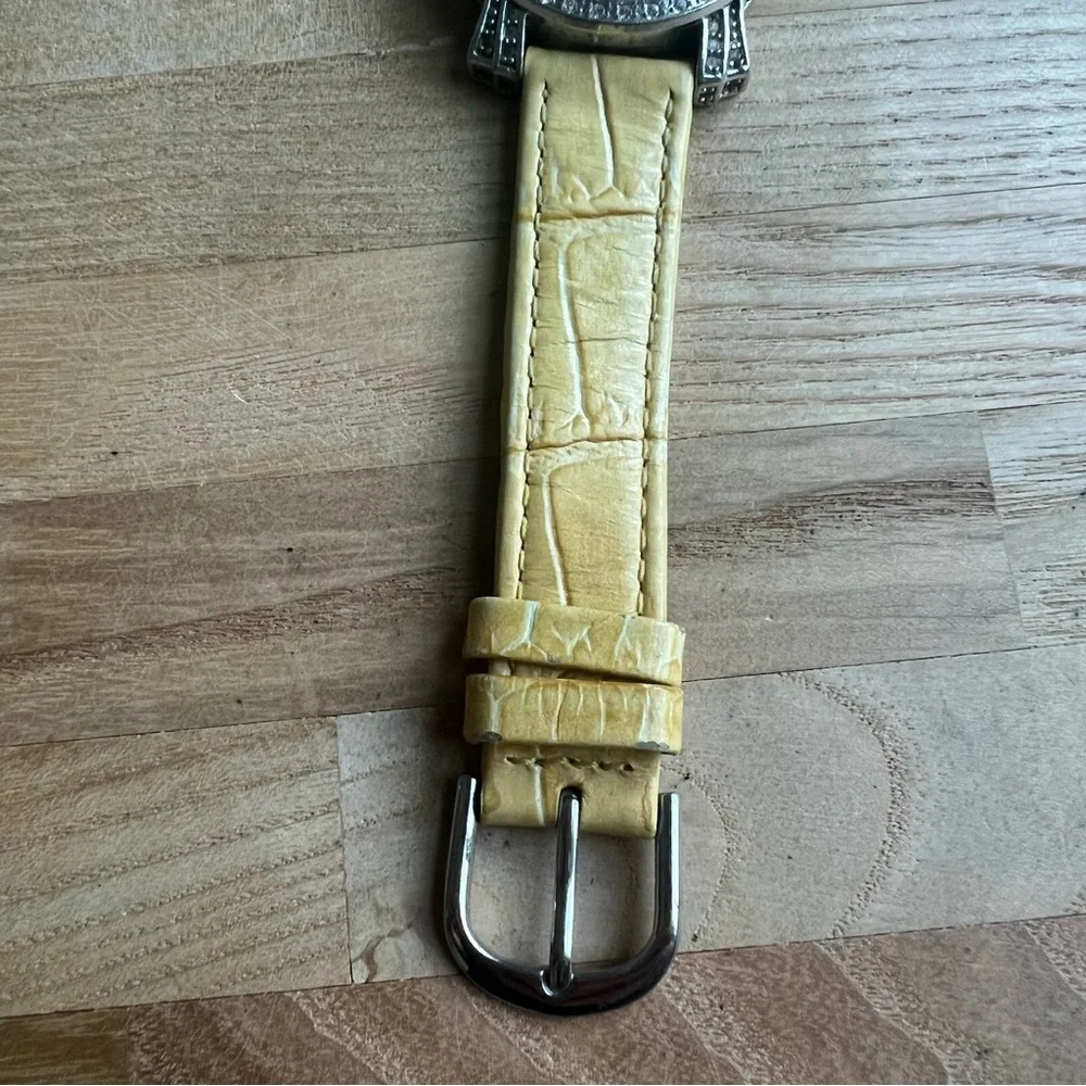 Anne Klein ladies silver tone yellow leather dress watch NEW BATTERY
